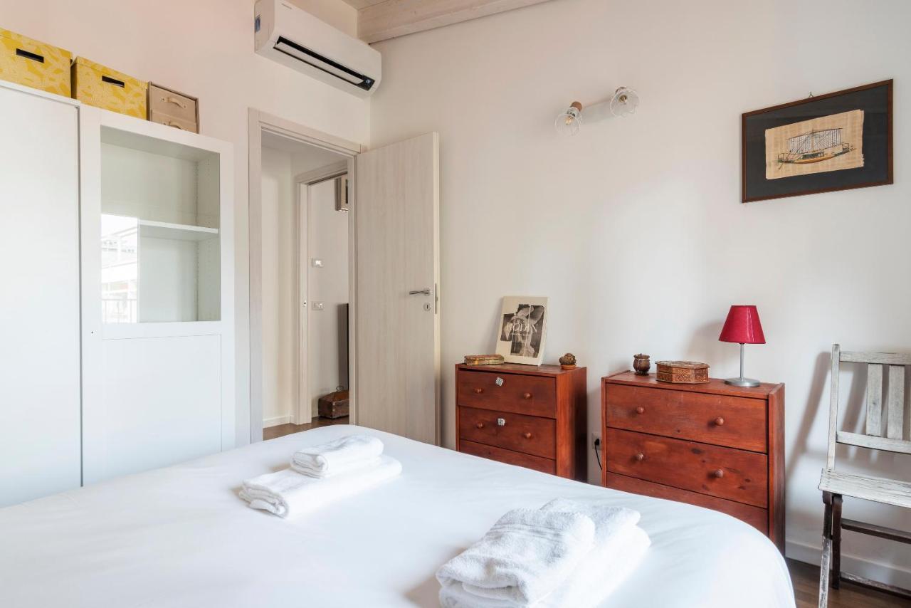 Cozy Apartment Near Central Station Milano Exteriör bild